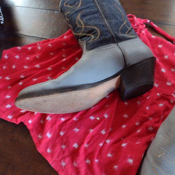 Lame men's cowboy boots. - Picture 4 of 6